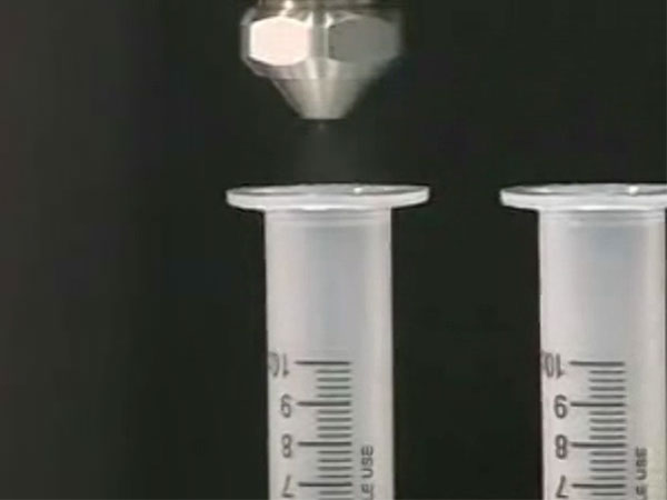 医疗注射器内壁喷涂